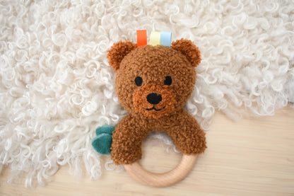 Maple Bear Rattle Ring