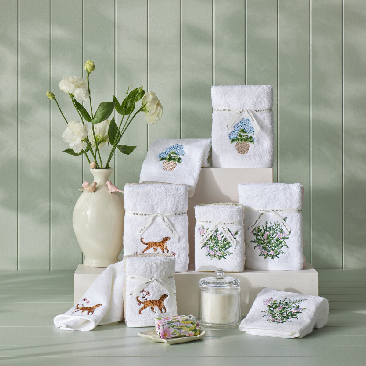 Country Garden Hand Towel