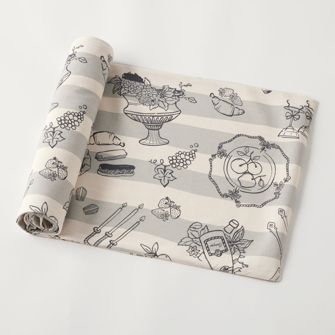 Le Bistrot Table Runner