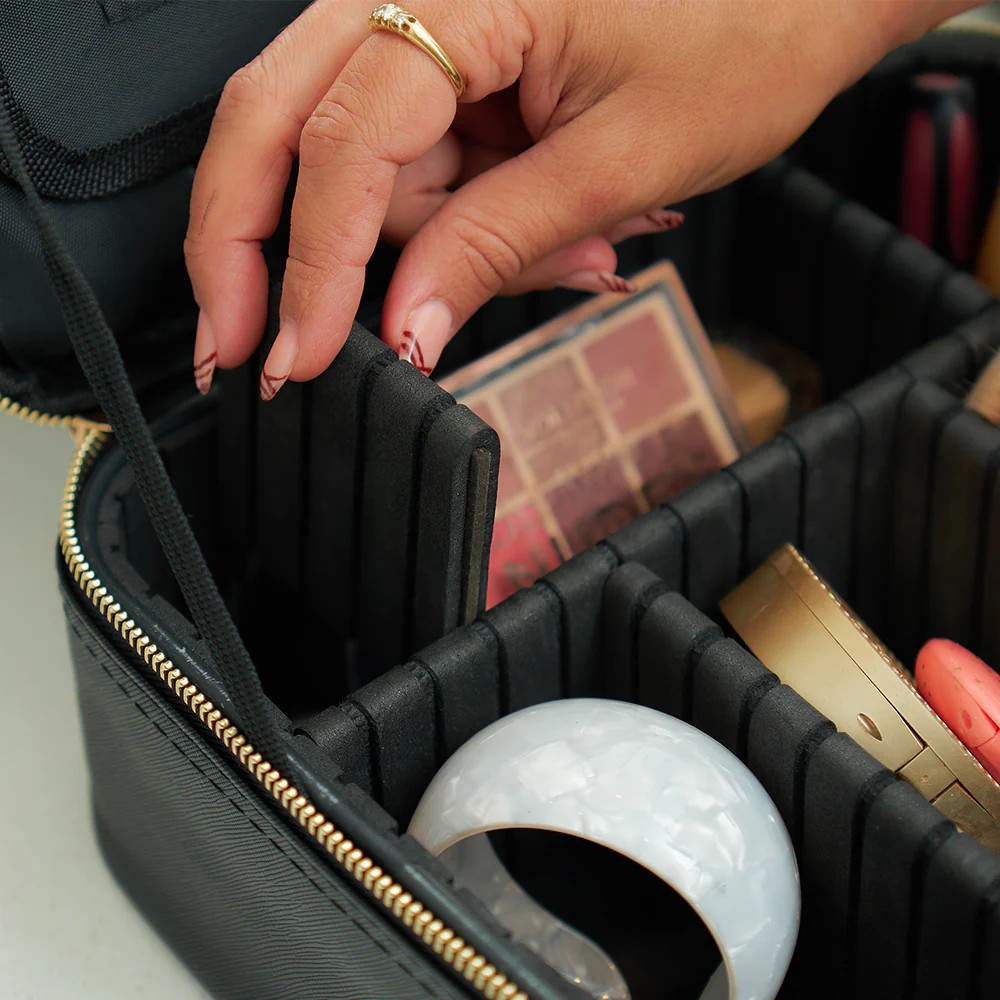 Miss Bliss Makeup Case with Mirror - Metallic