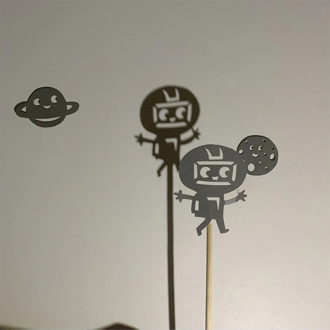 Light and Shine Playing with Optics